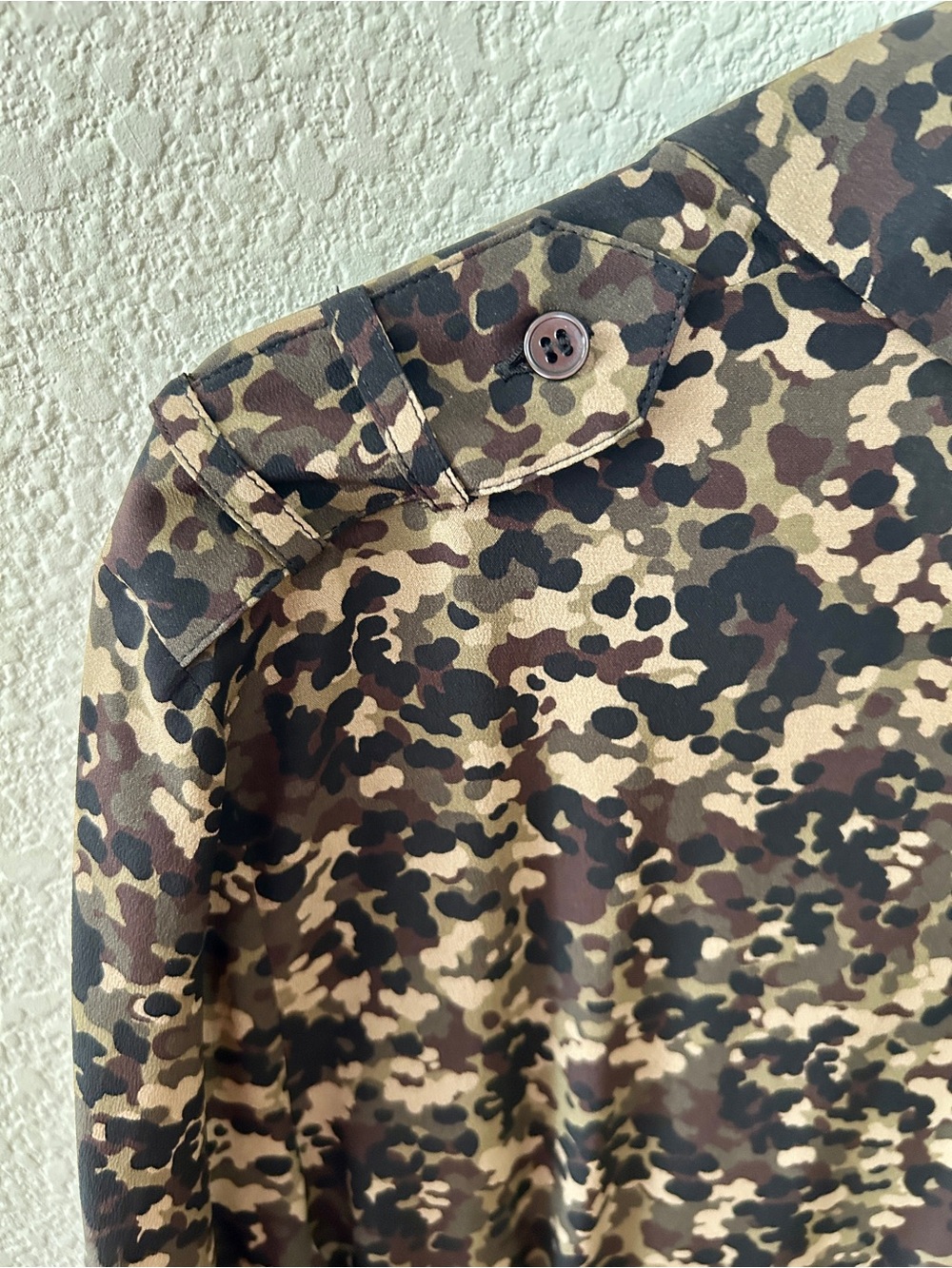 Michael Kors Silk Runway Dress in Juniper Camo print sz 12 originally $2690 - Picture 13 of 15